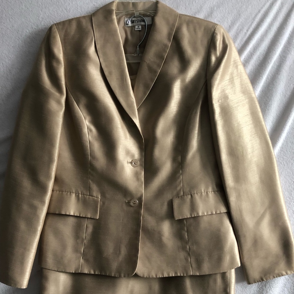 Suit Studio
